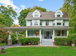 220 Hamilton Ave, New Rochelle, NY 10801