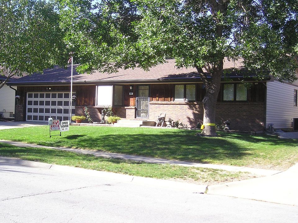 2nd image of 1910 Fairfield St