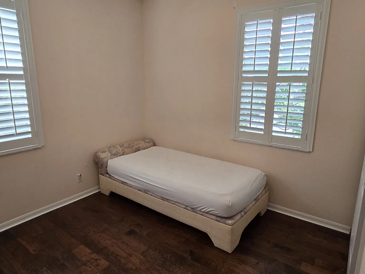 3 bed, 1863 sqft, $2,400 — Photo 4