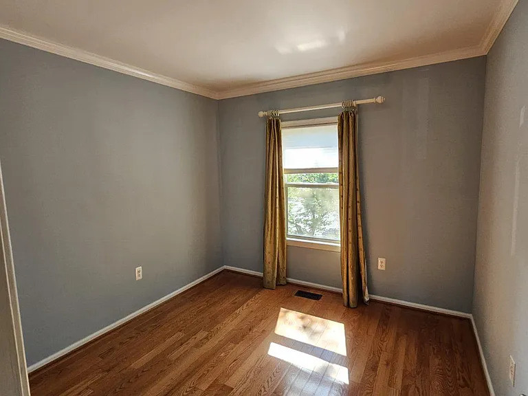 10218 Arizona Cir #16 — Photo 9