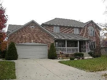 232 Hawthorne Ln photo 1