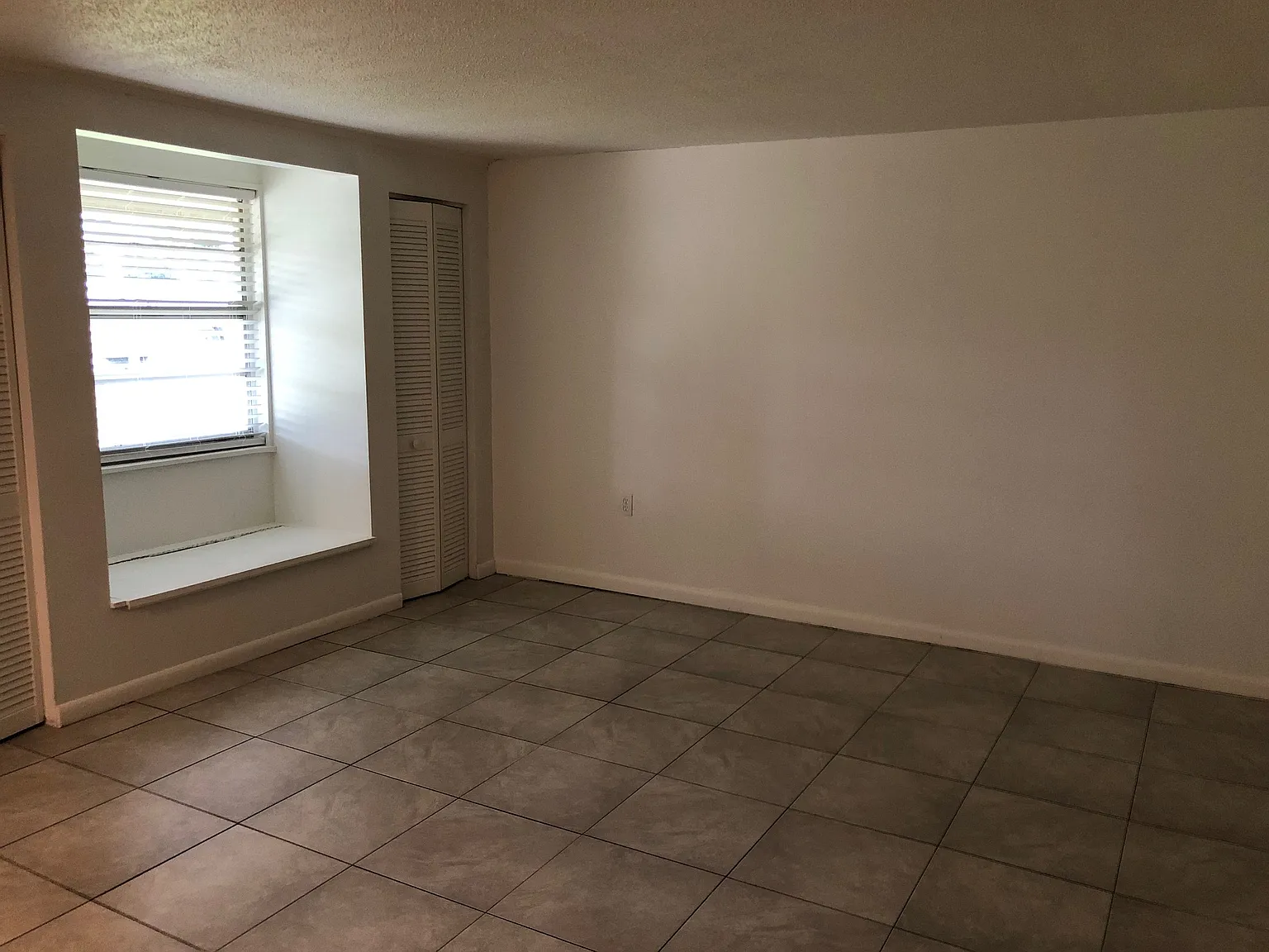 2 bed, 728 sqft, $1,150 — Photo 3