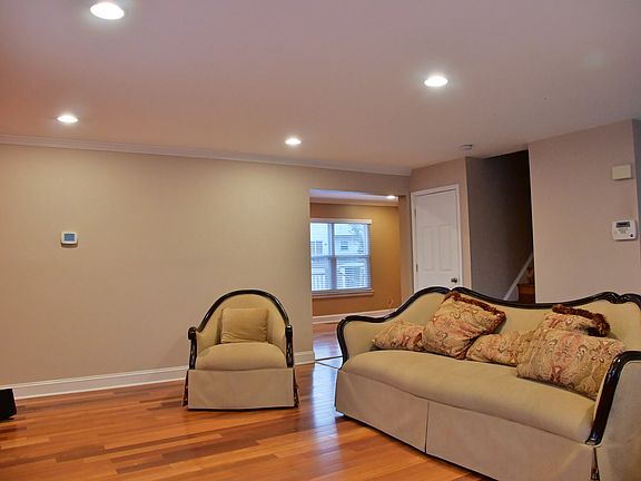 Living/Dining room area