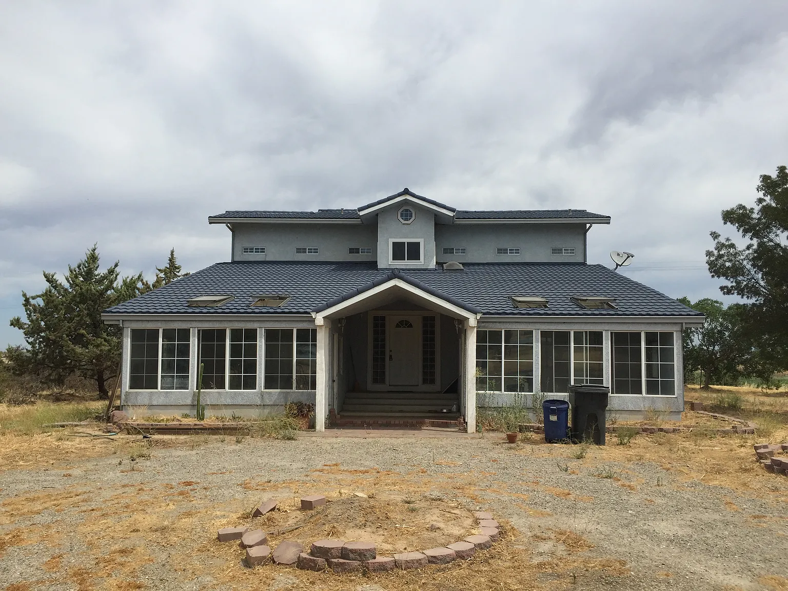 23075 Lake Rd photo 1