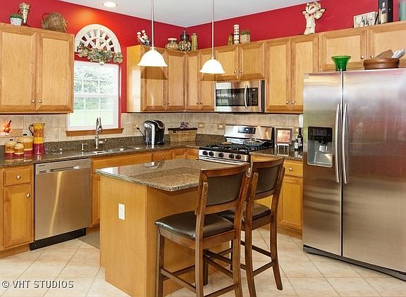 3rd image of 16831 Hazelwood Dr
