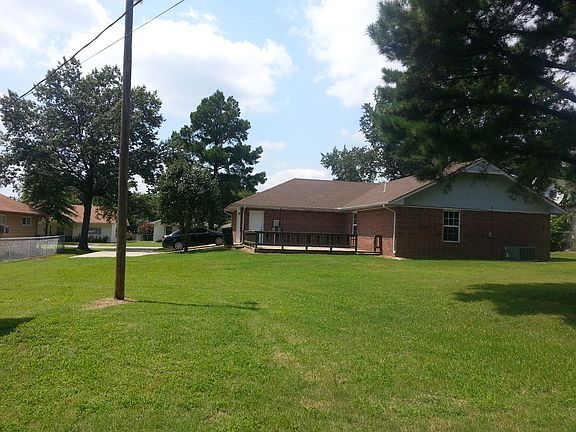 Backyard, before fence