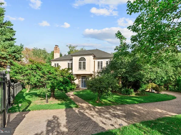 759 Applegate Ln, Bryn Mawr, PA 19010