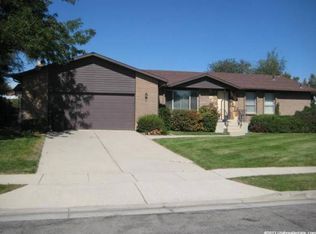 2422 W Tierra Rose Dr, Taylorsville, UT 84129