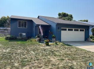 5509 W Nancy St, Sioux Falls, SD 57106