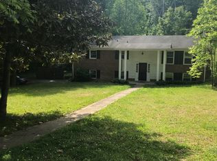 205 Arthur Ln, Hendersonville, NC 28791