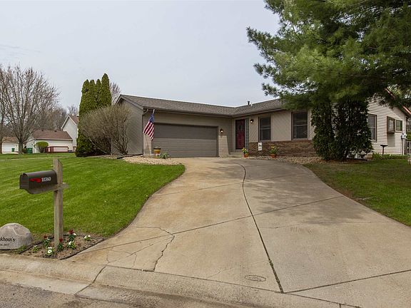 3rd image of 10360 Sunflower Dr