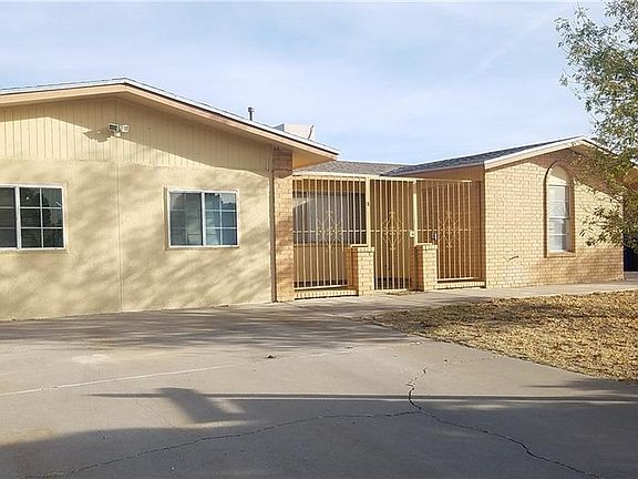 2nd image of 2916 Gaston Dr