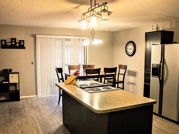4th image of 6141 Queens Dr
