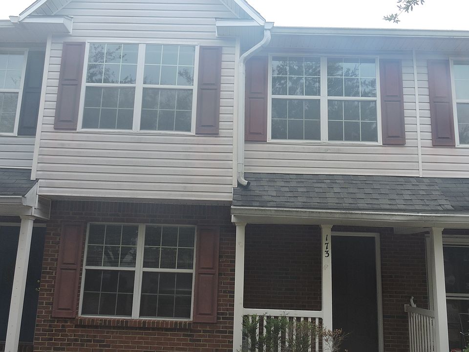 1st image of 173 Swaying Pine Ct