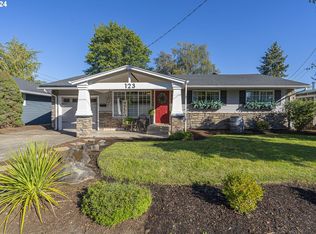 123 NW 17th St, McMinnville, OR 97128