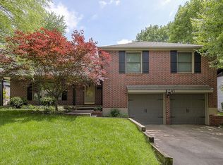 5541 W 98th Pl, Overland Park, KS 66207