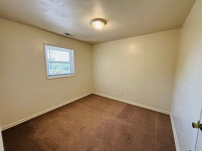 1407 Toms Creek Rd #5 — Photo 13