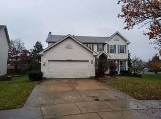 2420 Woodlake Ct, Naperville, IL 60564