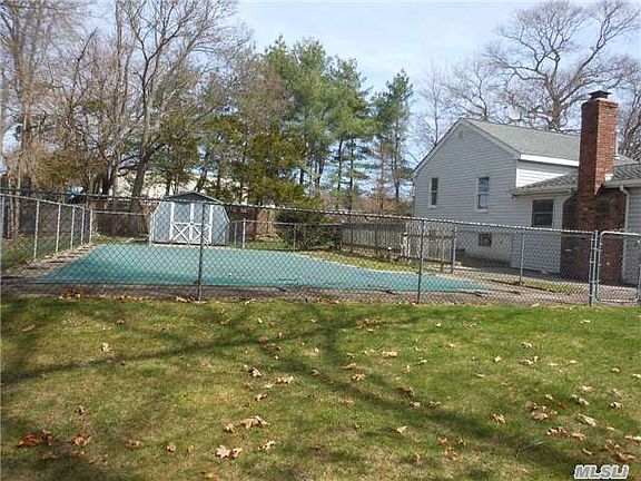 3rd image of 12 Warren Ave
