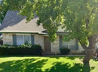 1306 Rambler Rd, Arlington, TX 76014