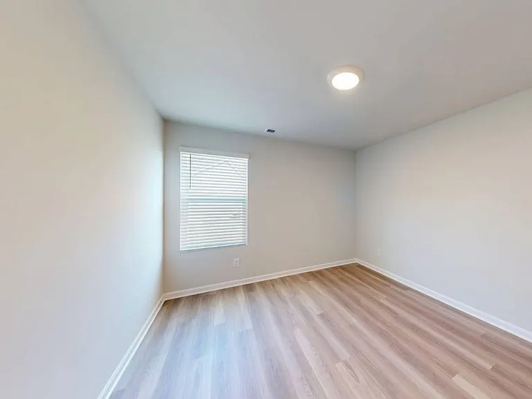 Quinn Residences at Snapping Shoals — Photo 50