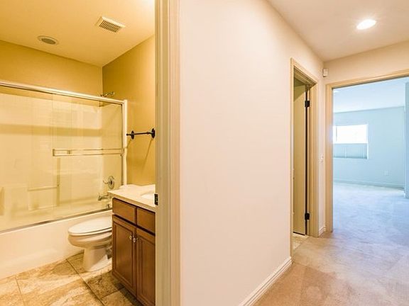 5th image of 397 E Hilltop Way