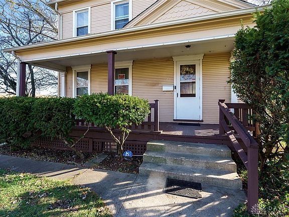 4th image of 22 W Fairview Ave