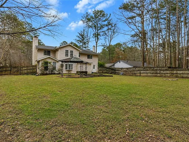 131 Arrowood Ln — Photo 37