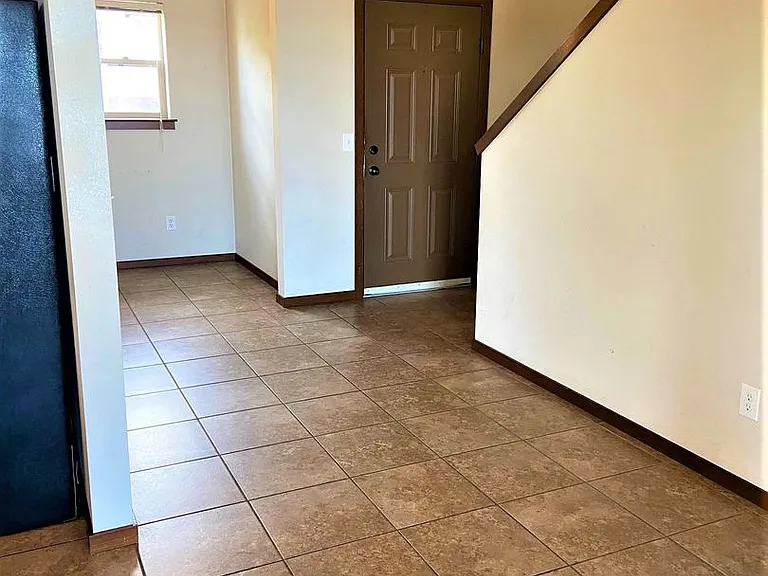 306 Pine St — Photo 6