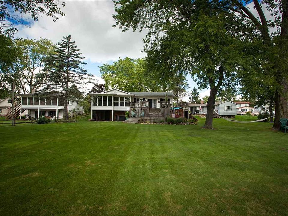 1st image of 107 Beal Dr