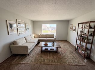 3739 W 9th St, Waterloo, IA 50702