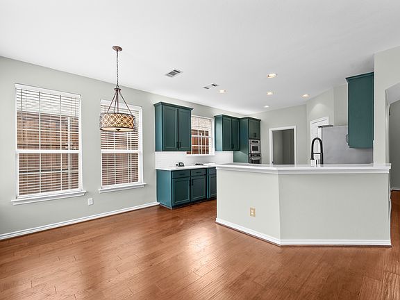 4th image of 4101 Crooked Stick Dr