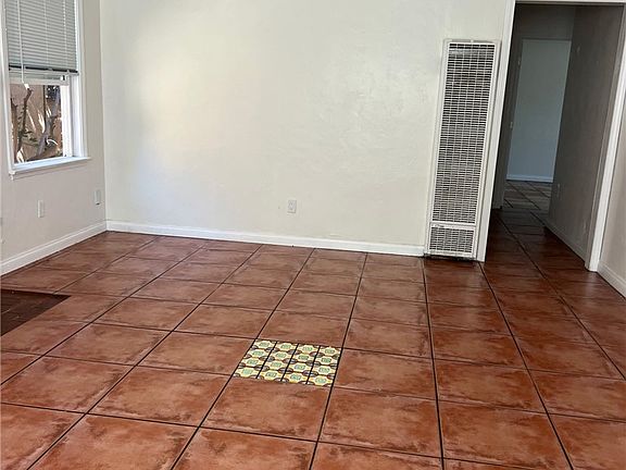 3rd image of 10210 Dorothy Ave