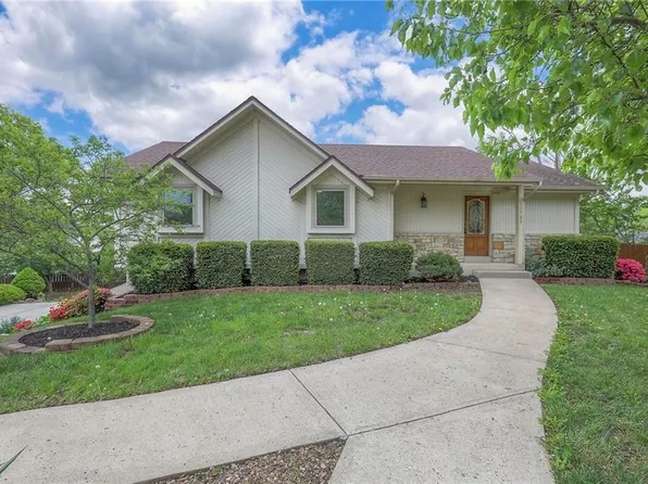 11709 E 76th Ter, Raytown, MO 64138