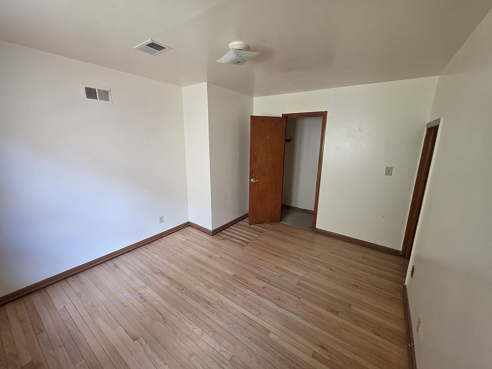 1st image of 2857 S Howell Ave