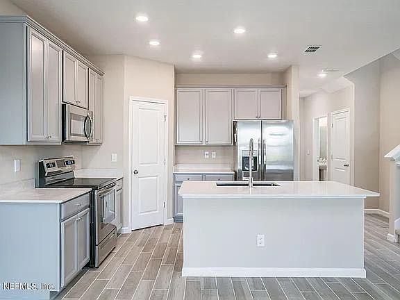 4th image of 374 Boracay Cir