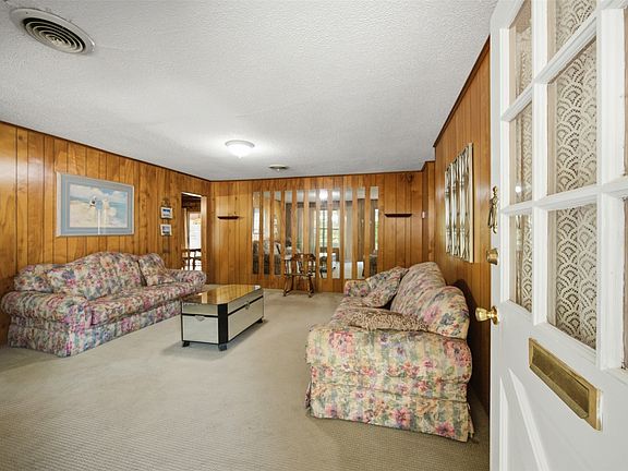 5th image of 2900 N 6th St
