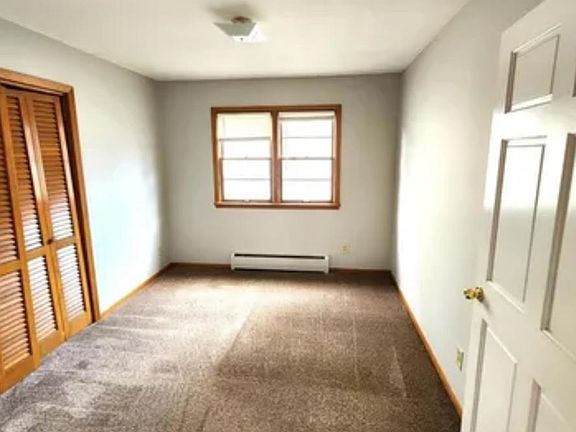2nd image of 1083 15th Ave SE Unit 2