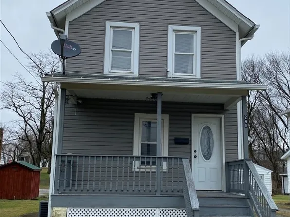 290 W Main St, East Palestine, OH 44413