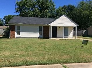 7070 Petten Dr, Bartlett, TN 38133