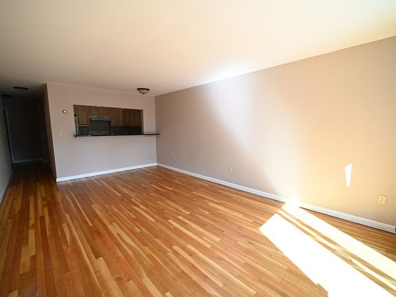 2nd image of 34 Babcock St APT 404