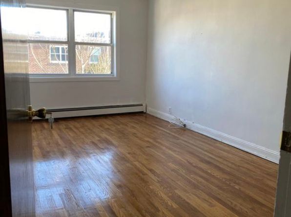 1716 150th St FLOOR 2