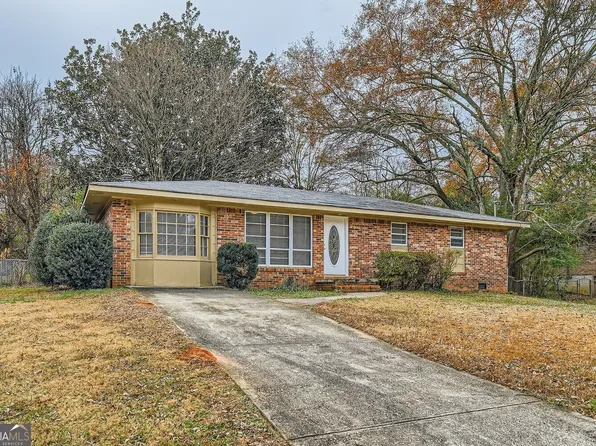 1433 Sunnybrook Dr, Jonesboro, GA 30236