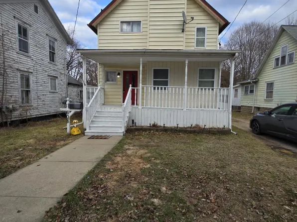 608 N Hickory St, Owosso, MI 48867