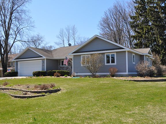 3rd image of 13491 Blue Shore Dr