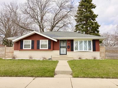 7100 West Acacia STREET, Milwaukee, WI, 53223