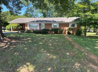 207 Madison Rd, Mocksville, NC 27028