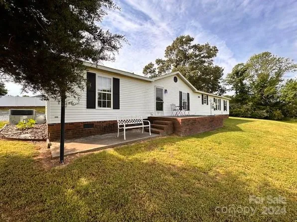 8556 Honeycutt Rd, Stanfield, NC 28163