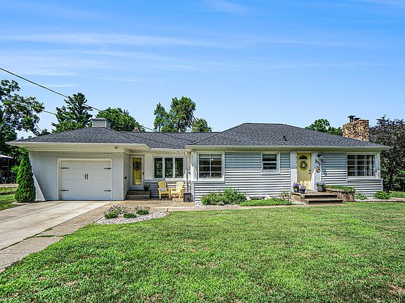 2nd image of 212 Evelyn Ave