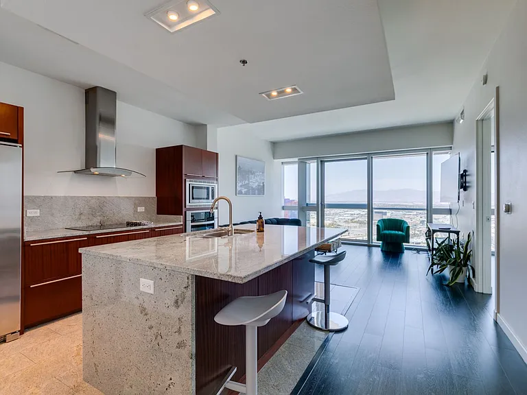 4471 Dean Martin Dr #4004 — Photo 2